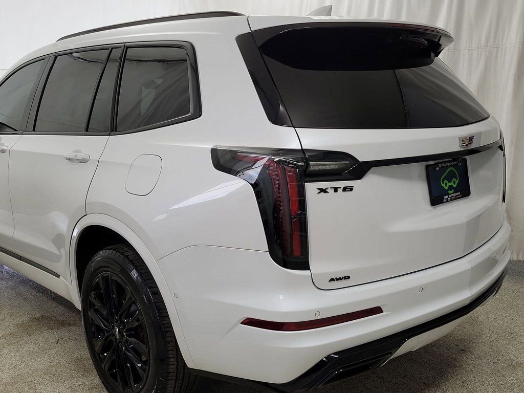 Certified 2024 Cadillac XT6 Sport w/ LPO, Onyx Lite Package image 6