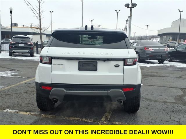 Used 2018 Land Rover Range Rover Evoque SE Premium image 5