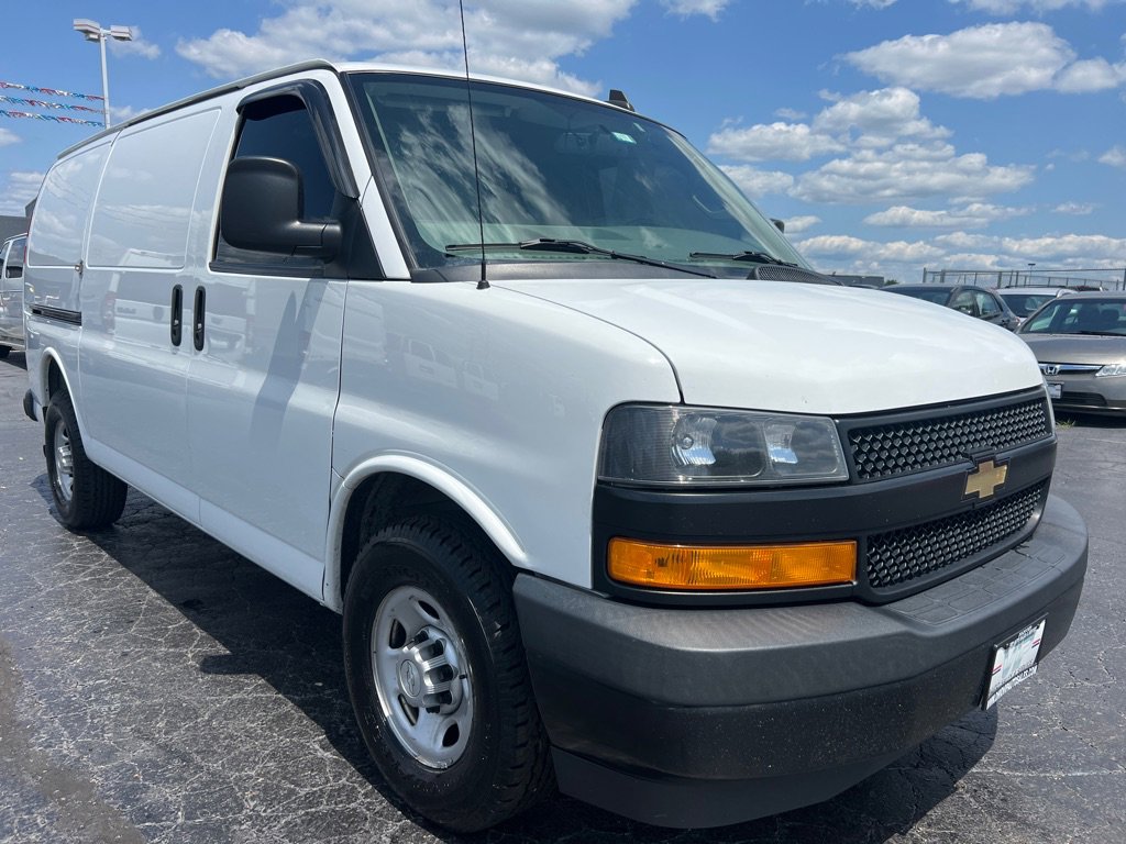 Used 2018 Chevrolet Express 3500 w/ Driver Convenience Package