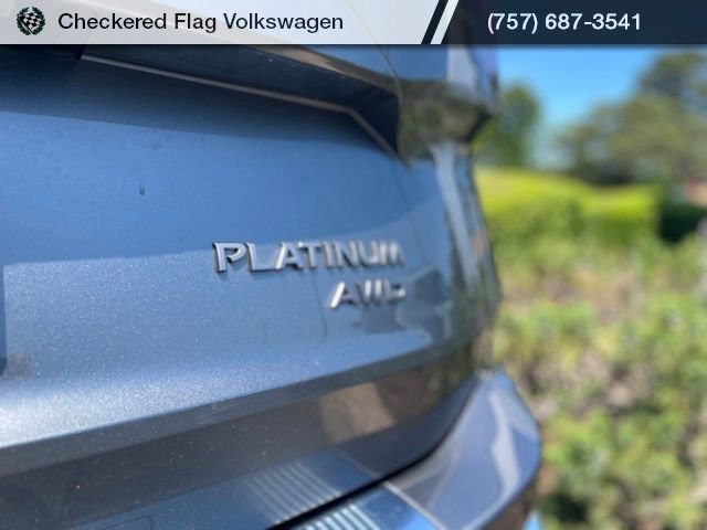 Used 2024 Nissan Rogue Platinum AWD/4WD image 11