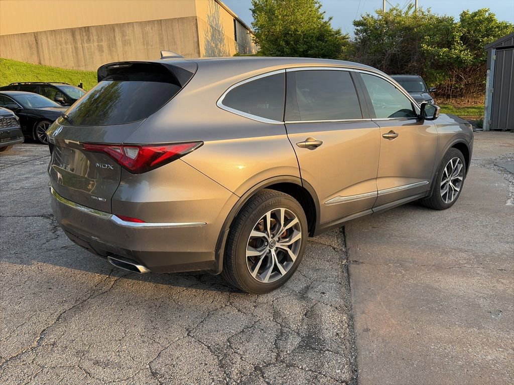 Used 2024 Acura MDX SH-AWD w/ Technology Package image 5