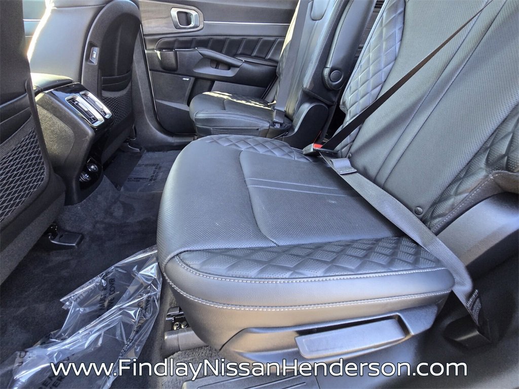 Used 2022 Kia Sorento SX Prestige image 13