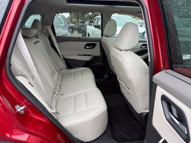 Used 2023 Nissan Rogue SL w/ SL Premium Package AWD/4WD image 31