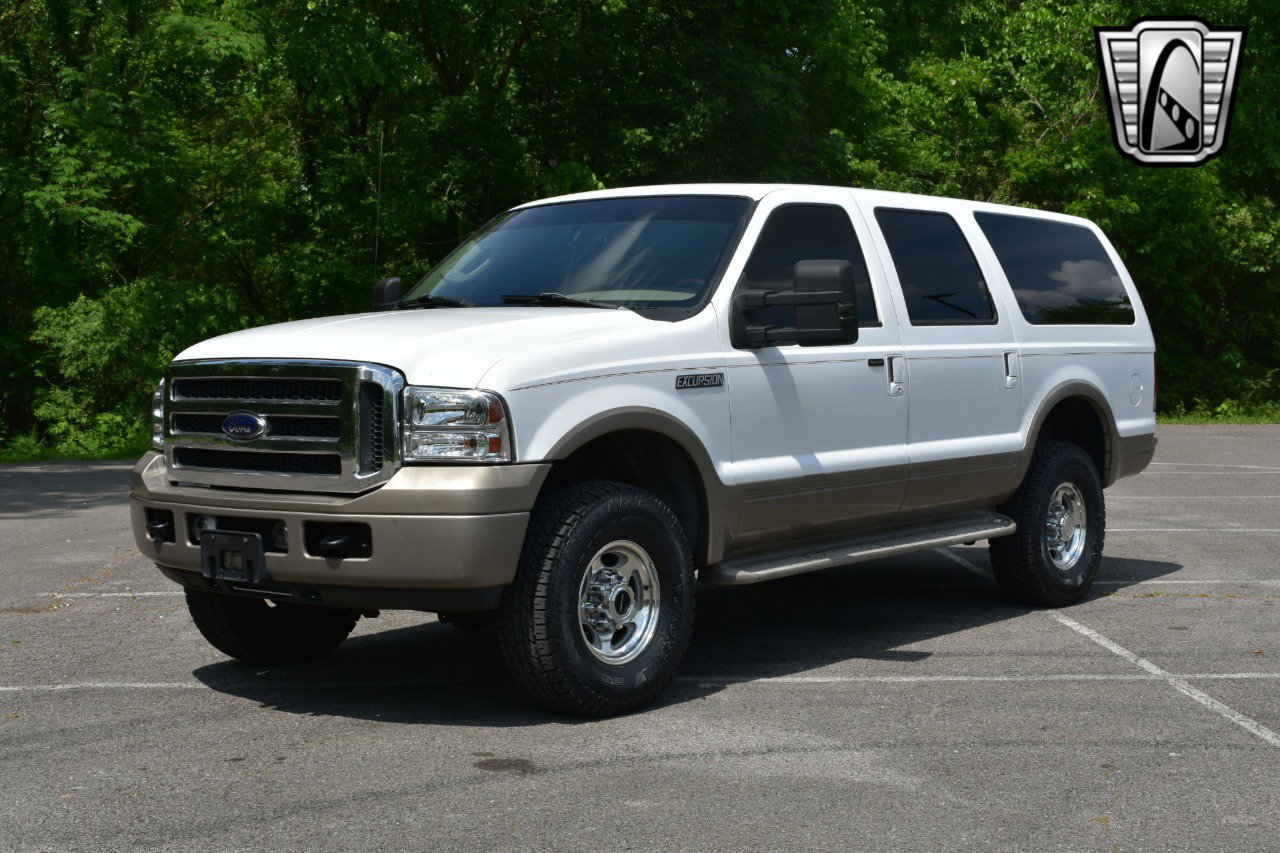 Used 2005 Ford Excursion Eddie Bauer image 23