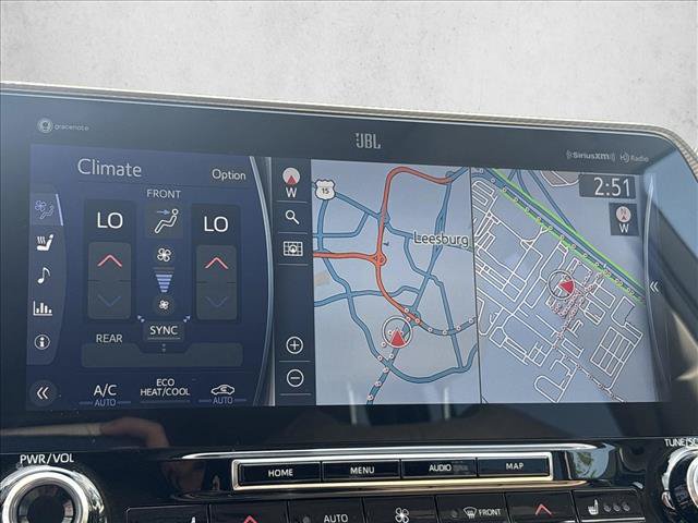 Used 2021 Toyota Highlander Limited AWD/4WD image 18