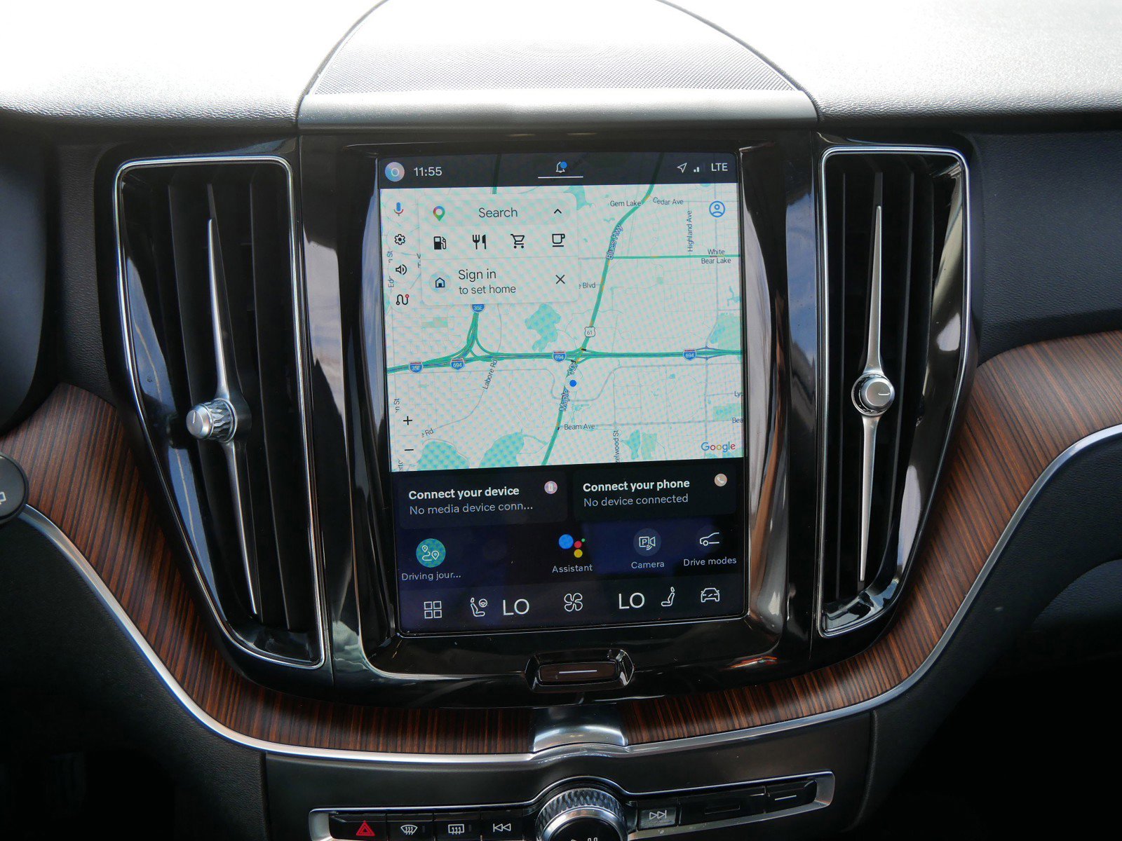 Used 2023 Volvo XC60 B5 Plus w/ Climate Package AWD/4WD image 18