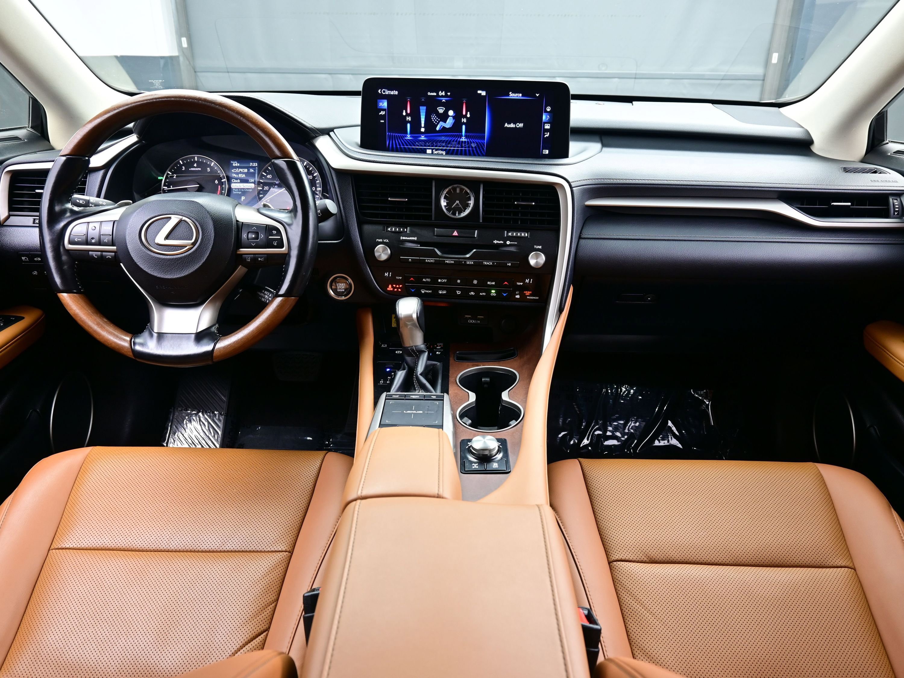 Used 2022 Lexus RX 350L Premium image 18