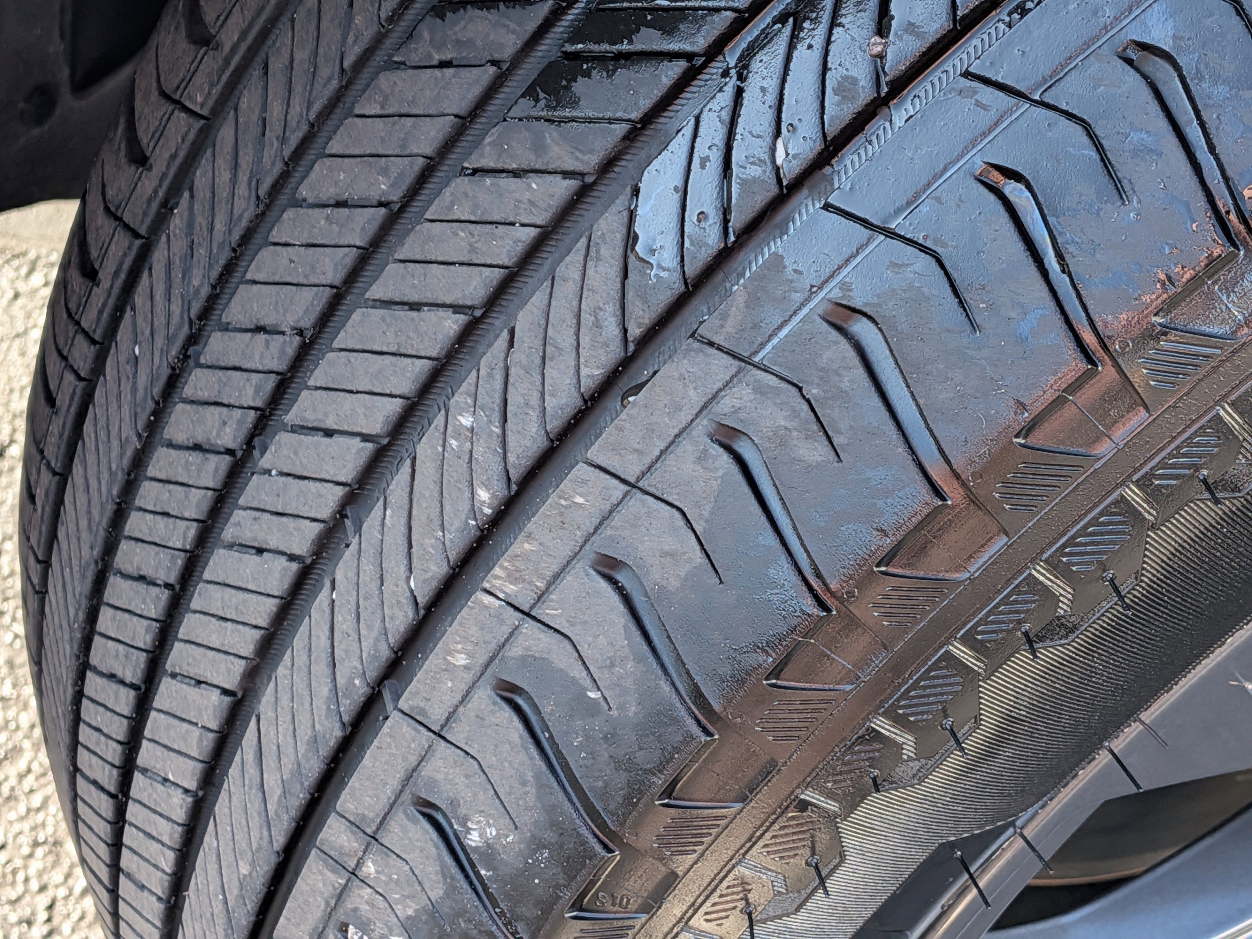 Used 2024 Land Rover Range Rover Sport SE image 13