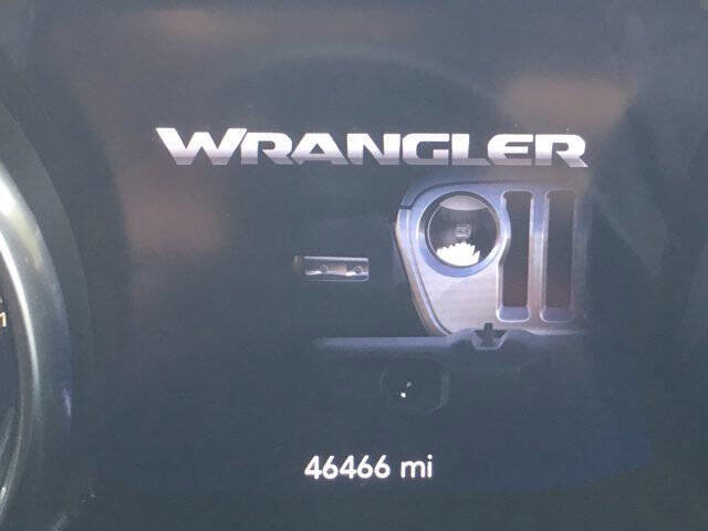 Used 2021 Jeep Wrangler Unlimited Sport image 16