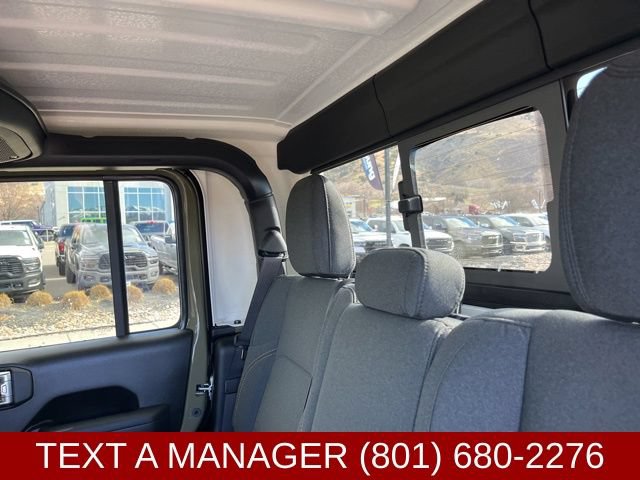 New 2026 Jeep Gladiator Sport AWD/4WD image 18
