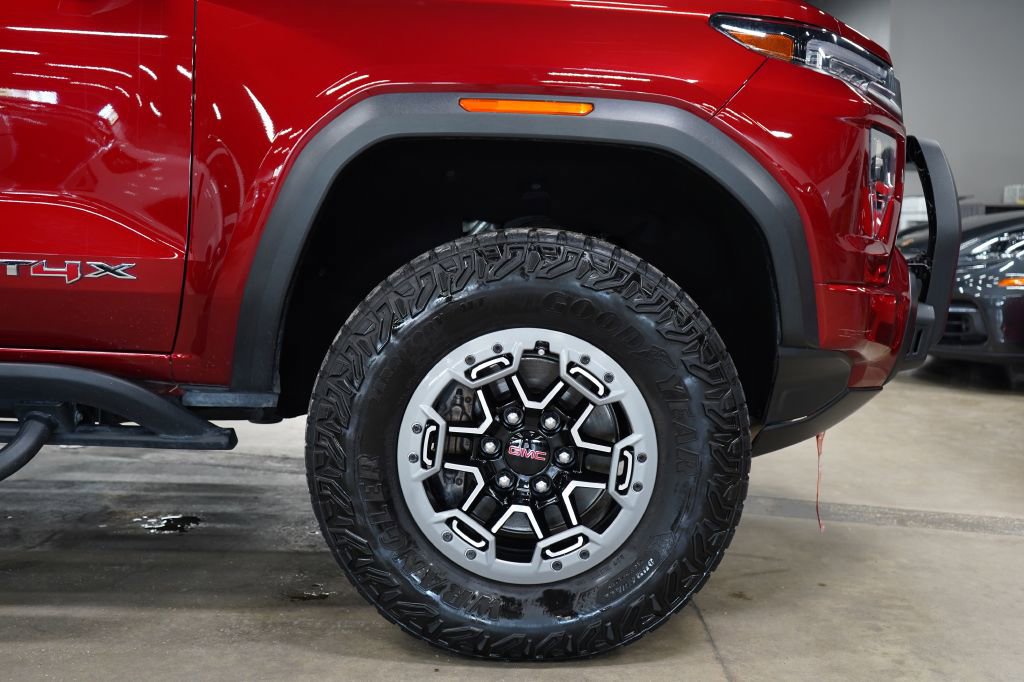 Used 2023 GMC Canyon AT4X w/ Edition 1 AWD/4WD image 39
