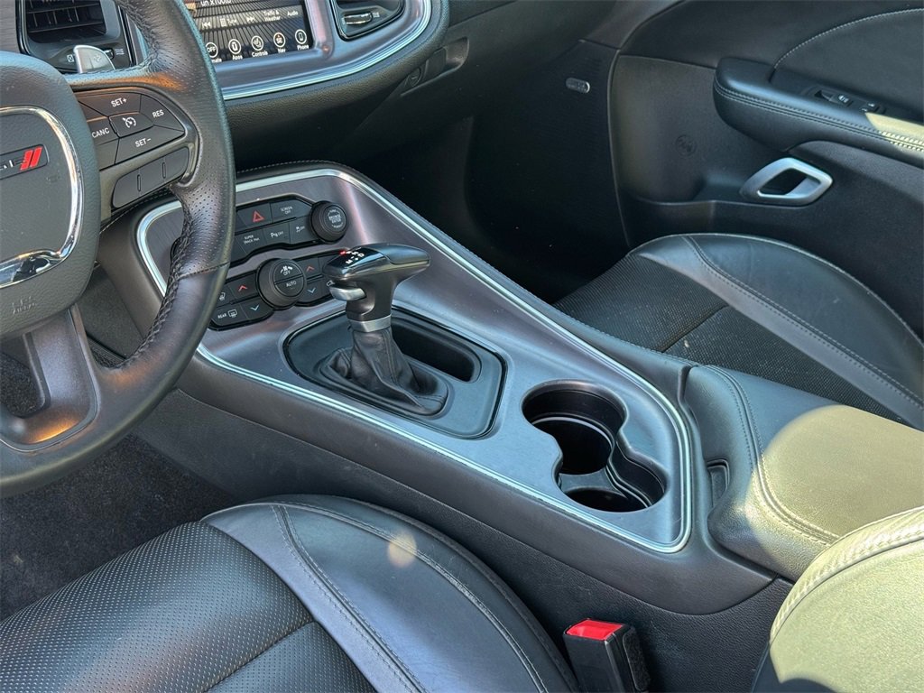Used 2017 Dodge Challenger SXT Plus image 15