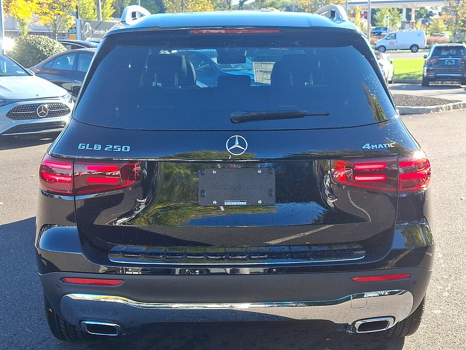 New 2026 Mercedes-Benz GLB 250 4MATIC image 5