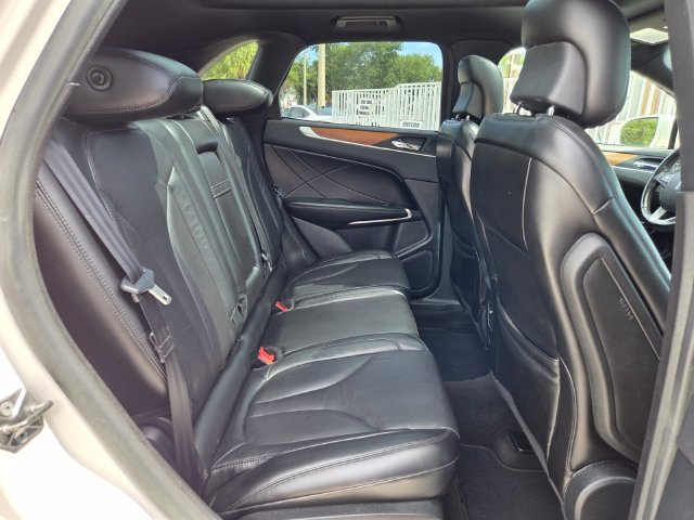 Used 2019 Lincoln MKC Reserve w/ MKC Technology Package FWD image 19