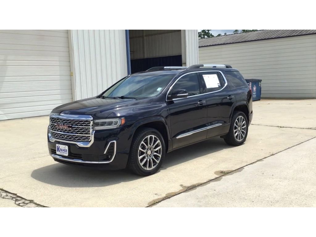 Used 2022 GMC Acadia Denali w/ Denali Ultimate Package FWD image 3