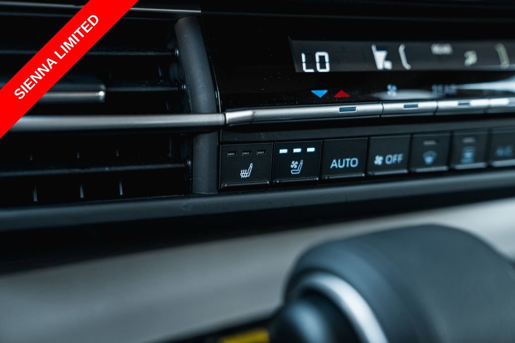 Certified 2023 Toyota Sienna Limited FWD image 19