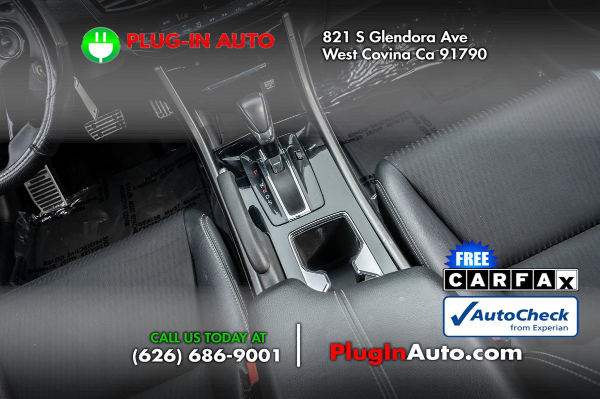 Used 2017 Honda Accord Sport image 14