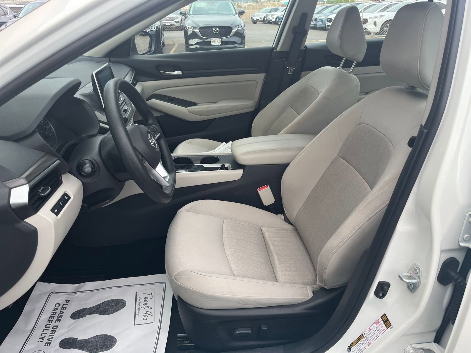 Used 2025 Nissan Altima 2.5 SV image 28