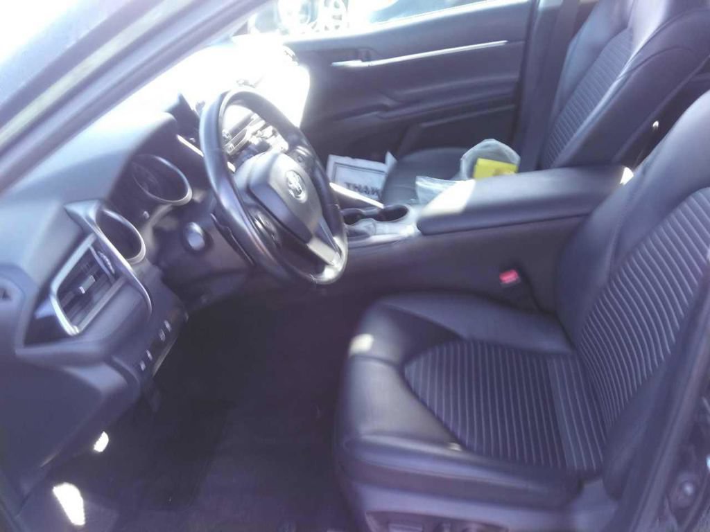Used 2024 Toyota Camry SE FWD image 7
