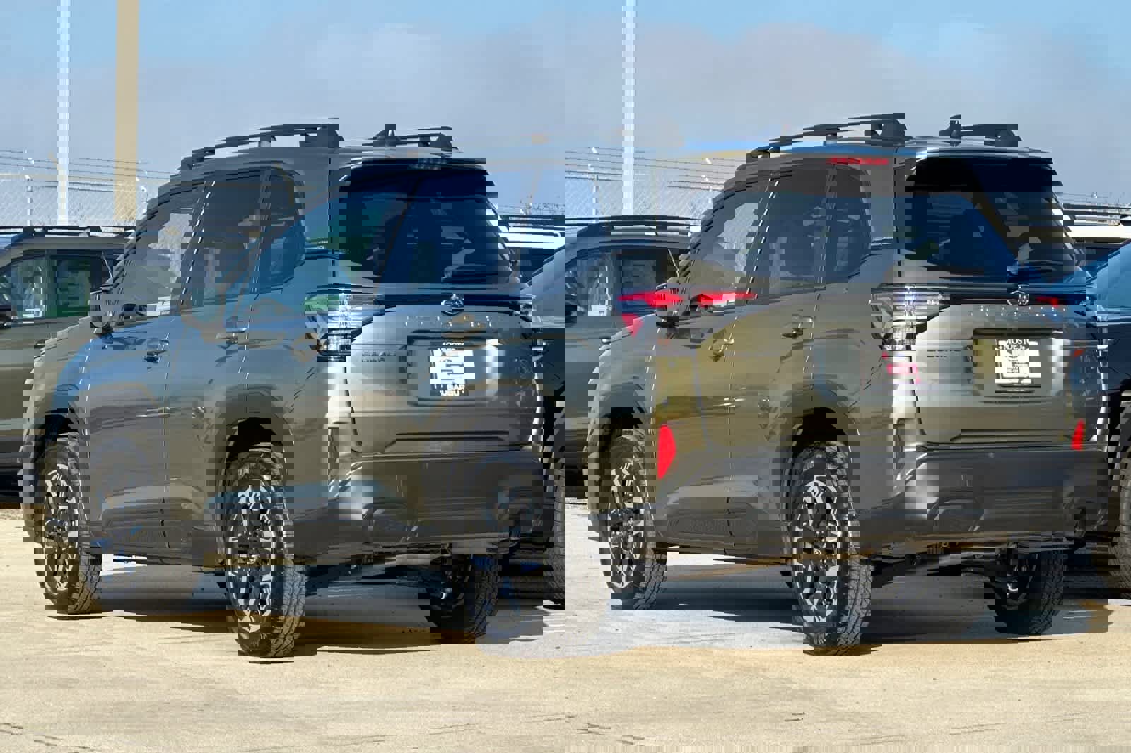 Used 2025 Subaru Forester Premium w/ Convenience Package #1 image 5