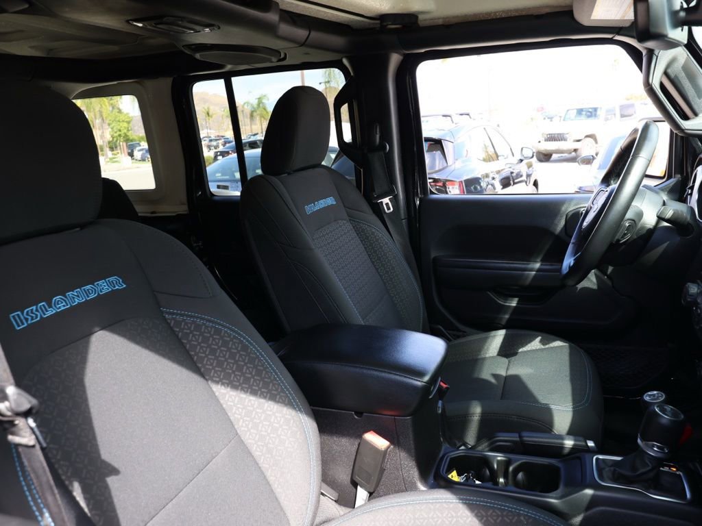 Used 2021 Jeep Wrangler Unlimited Islander image 20