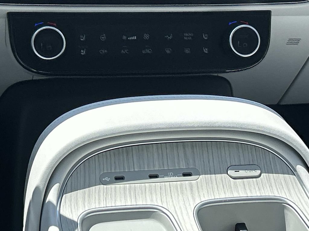 Used 2026 Hyundai Palisade Calligraphy FWD image 30