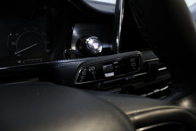 Used 2022 Lincoln Corsair Standard image 15