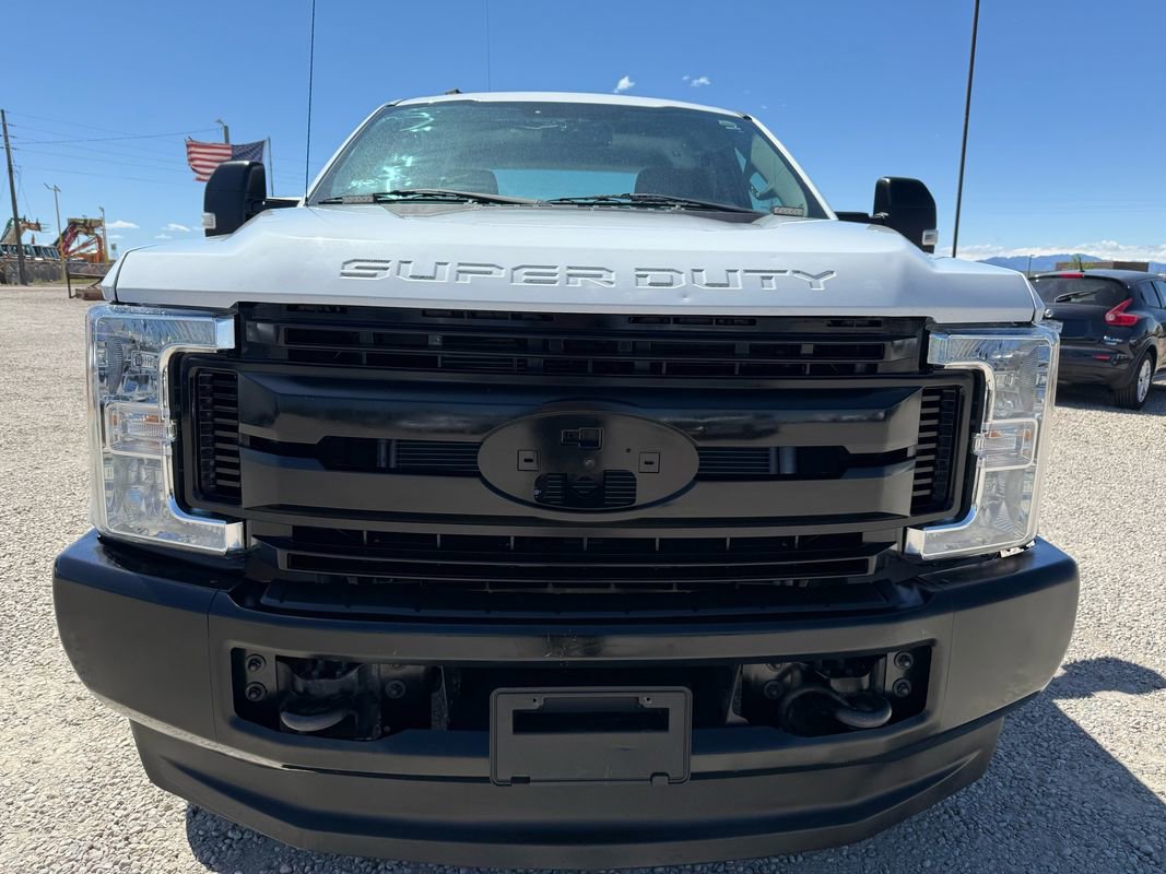 Used 2017 Ford F250 XL w/ Power Equipment Group AWD/4WD image 3