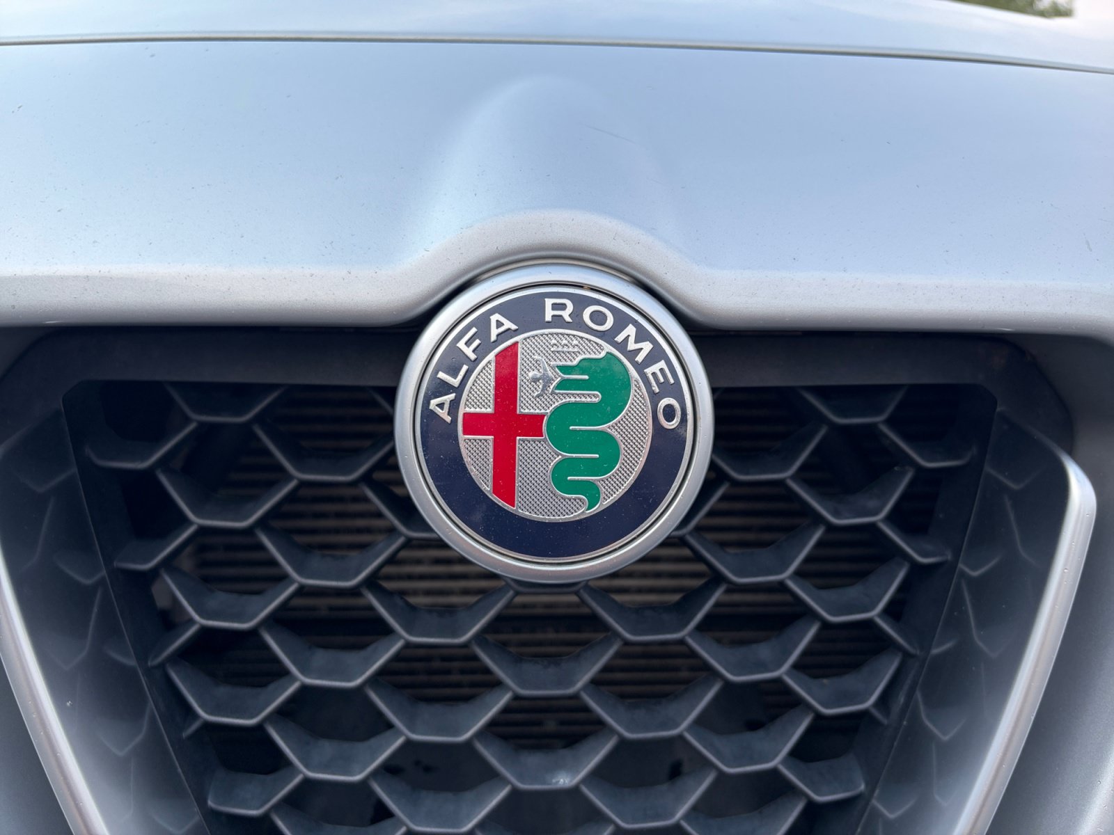 Used 2020 Alfa Romeo Stelvio Ti Lusso AWD/4WD image 23