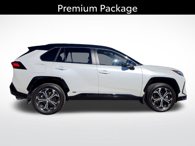 Used 2025 Toyota RAV4 XSE w/ Premium Package AWD/4WD image 8