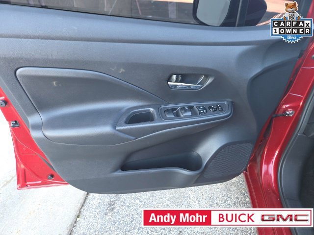 Used 2025 Nissan Versa SV w/ Trunk Package FWD image 25