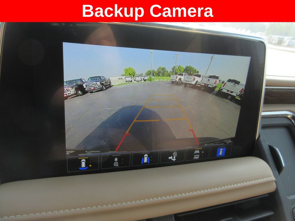 Certified 2023 Chevrolet Suburban Premier w/ Premium Package AWD/4WD image 19