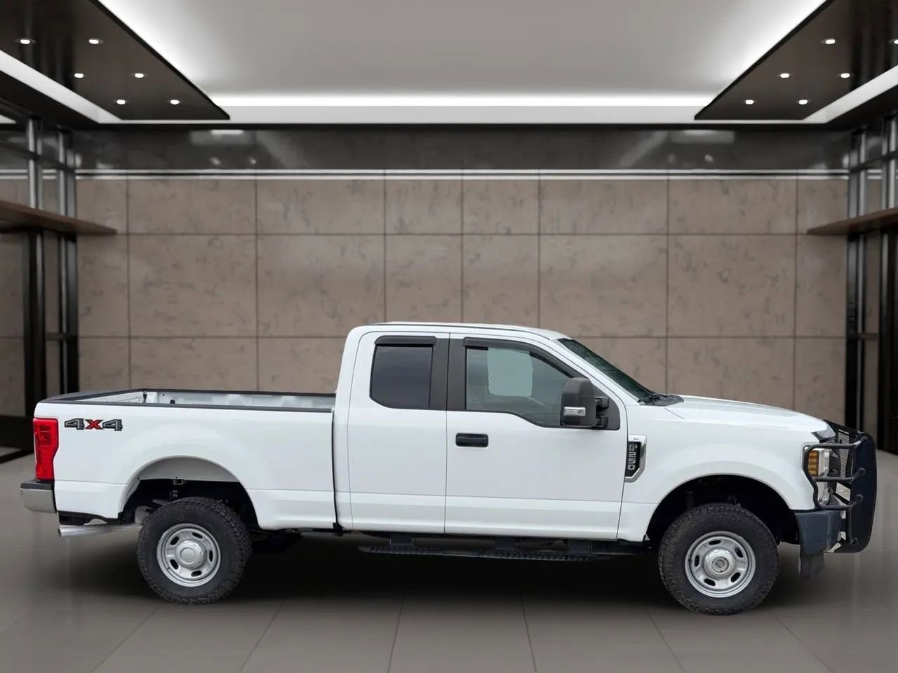 Used 2018 Ford F250 XL w/ Power Equipment Group AWD/4WD image 2