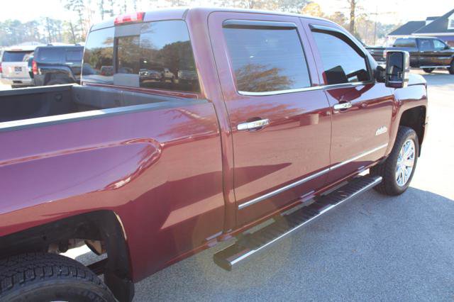 Used 2015 Chevrolet Silverado 1500 High Country w/ High Country Premium Package image 11