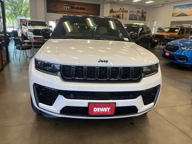 New 2026 Jeep Grand Cherokee Summit w/ Obsidian Package AWD/4WD image 2