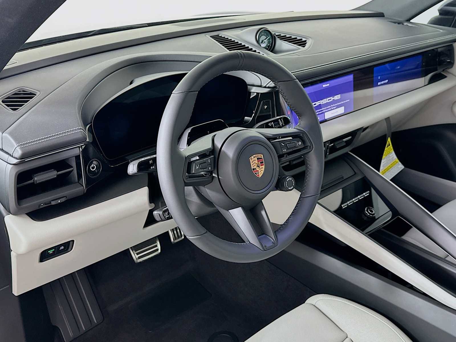 New 2026 Porsche Macan Electric image 4