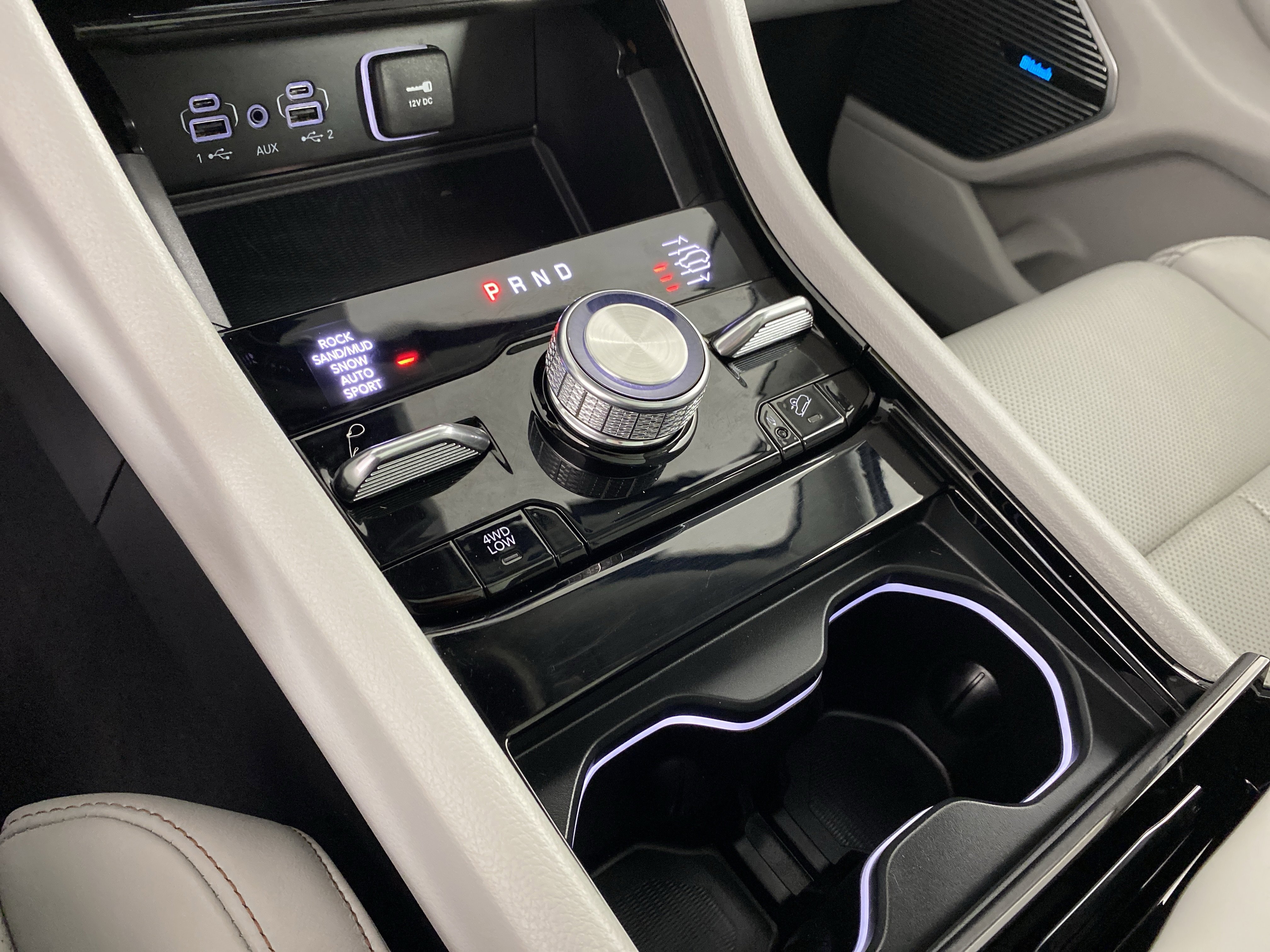 Used 2022 Jeep Grand Cherokee Overland w/ Luxury Tech Group IV image 31