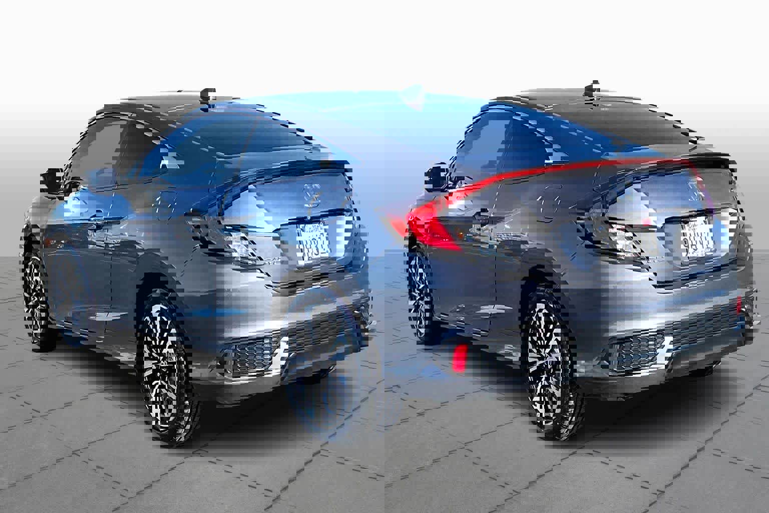 Used 2018 Honda Civic EX-T image 11