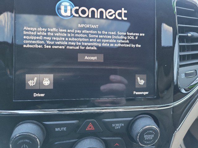 Used 2021 Jeep Grand Cherokee Limited image 12