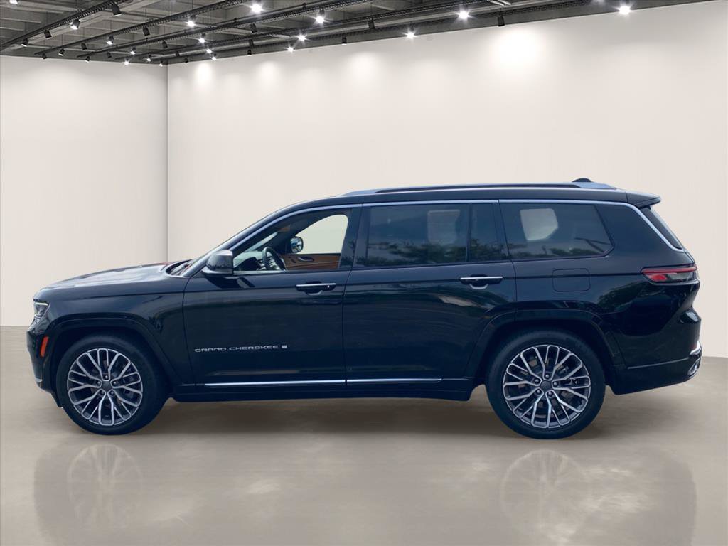 Used 2022 Jeep Grand Cherokee L Summit AWD/4WD image 4