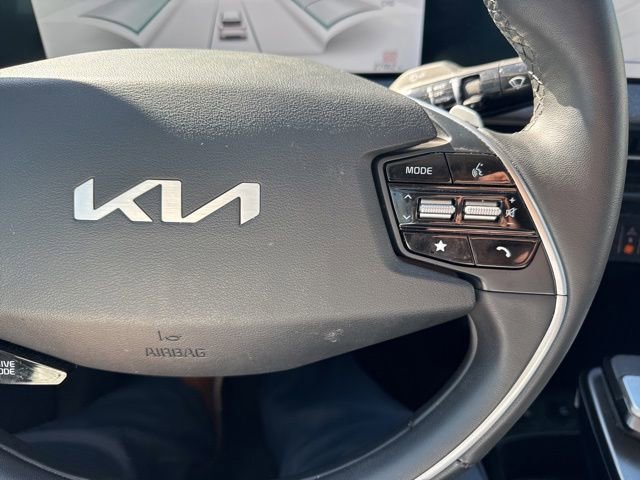 Used 2024 Kia EV6 Light AWD/4WD image 23