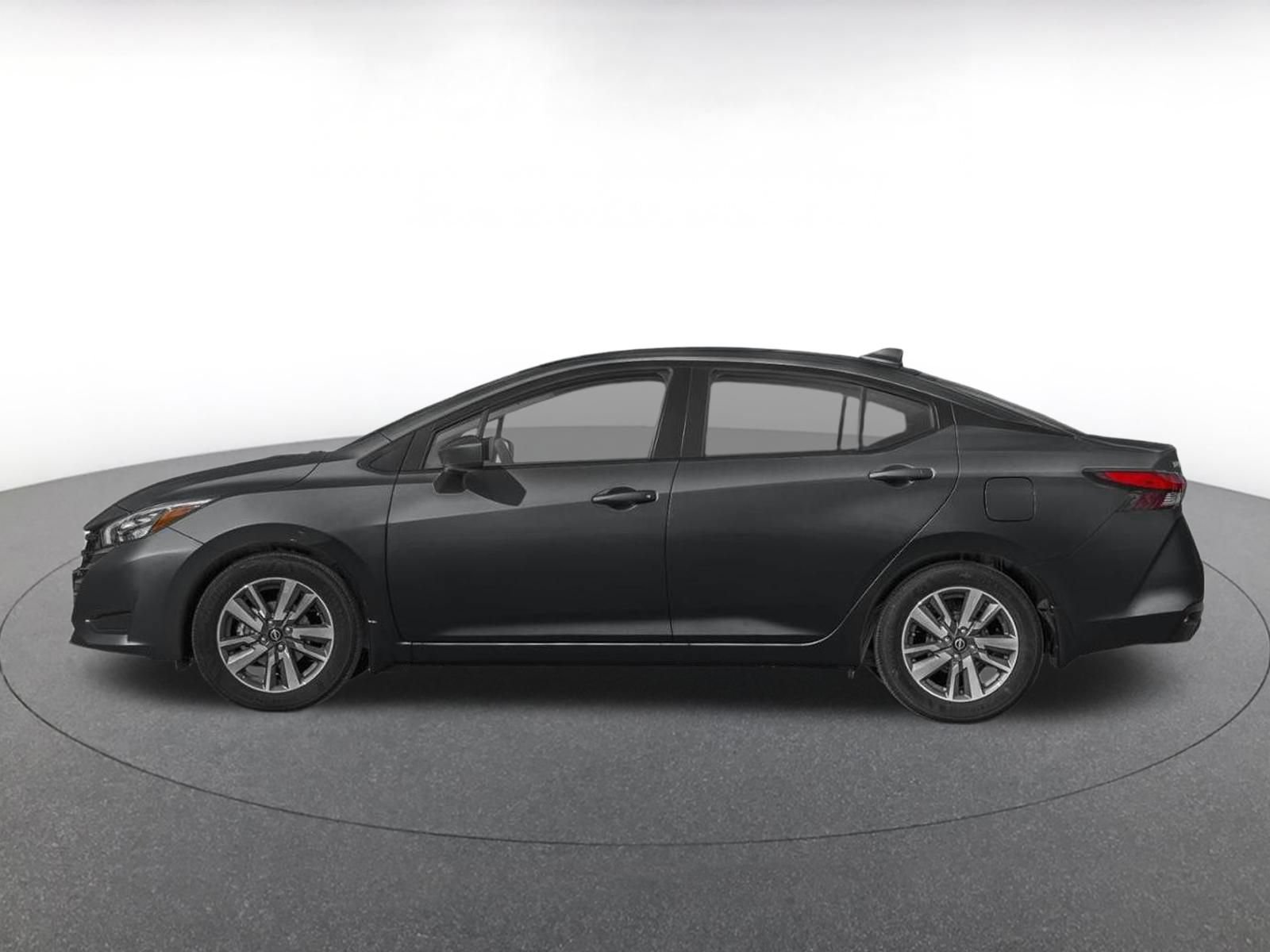 Used 2025 Nissan Versa SV FWD image 3