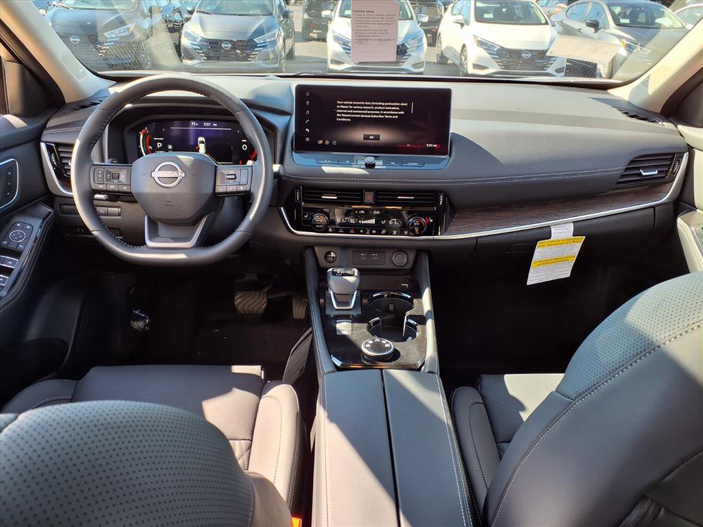 New 2026 Nissan Rogue Platinum image 6