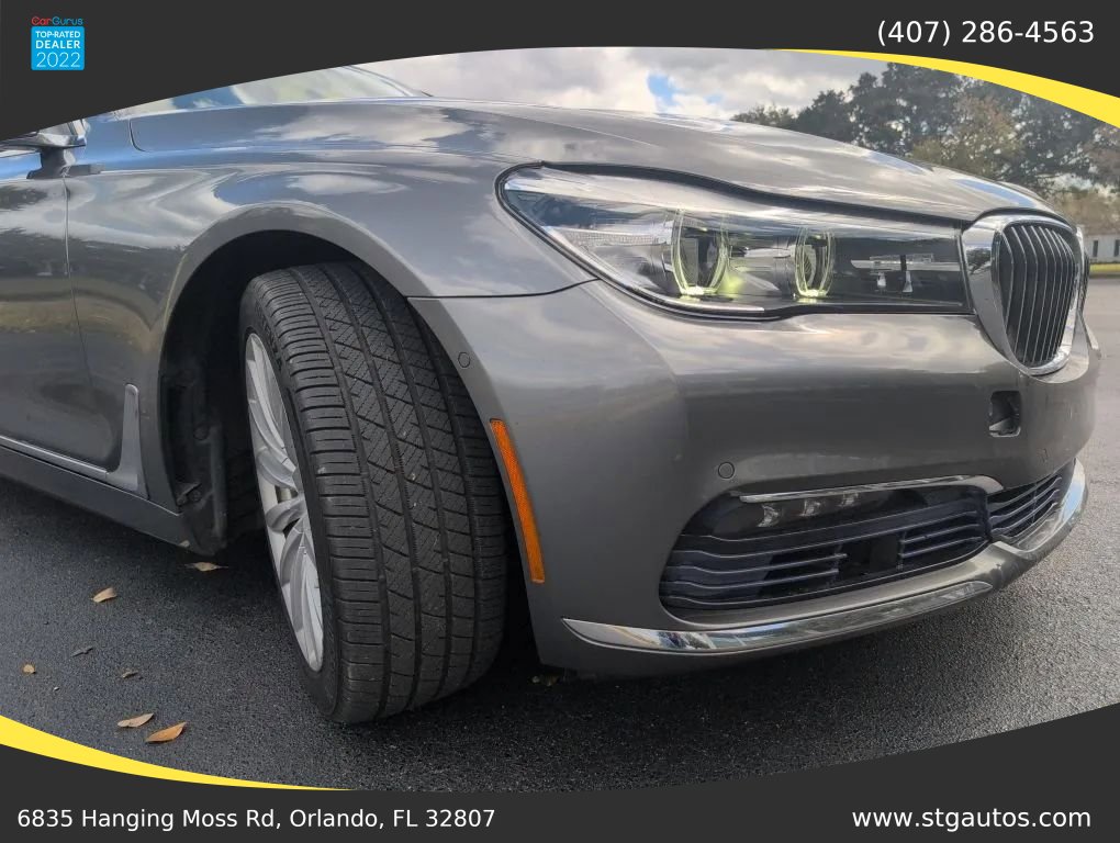 Used 2016 BMW 740i image 9