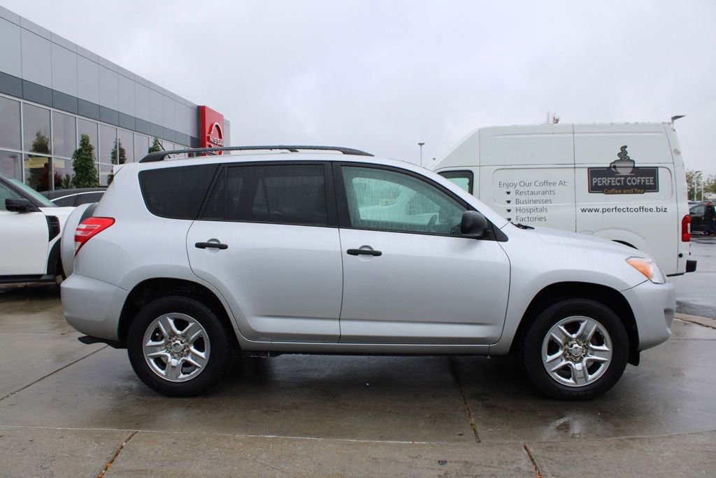 Used 2012 Toyota RAV4 FWD image 6