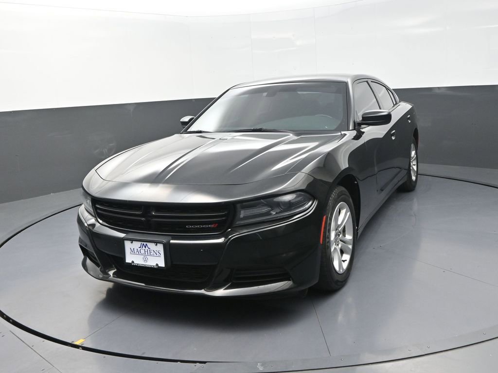 Used 2020 Dodge Charger SXT image 4