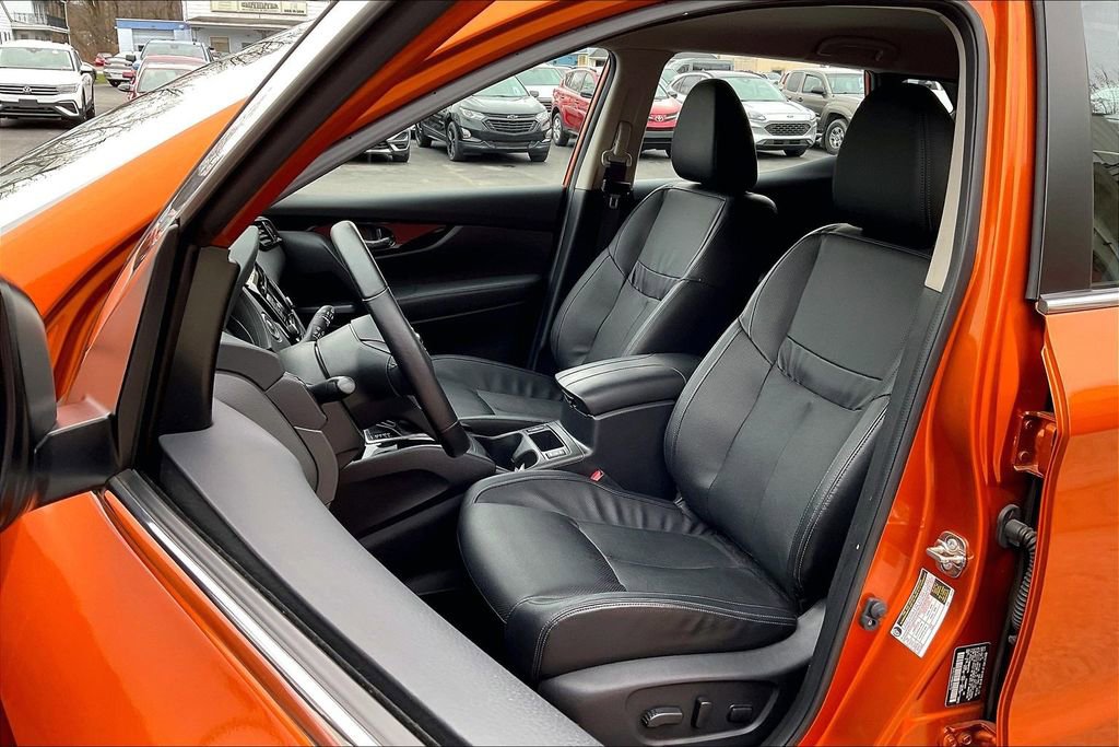 Used 2022 Nissan Rogue Sport SL image 24