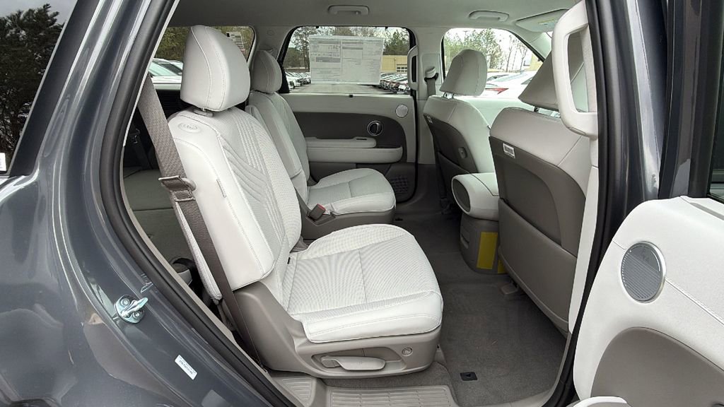 New 2026 Hyundai Palisade FWD Hybrid image 16