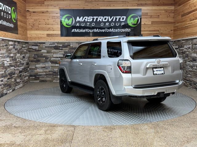Used 2022 Toyota 4Runner SR5 Premium image 7