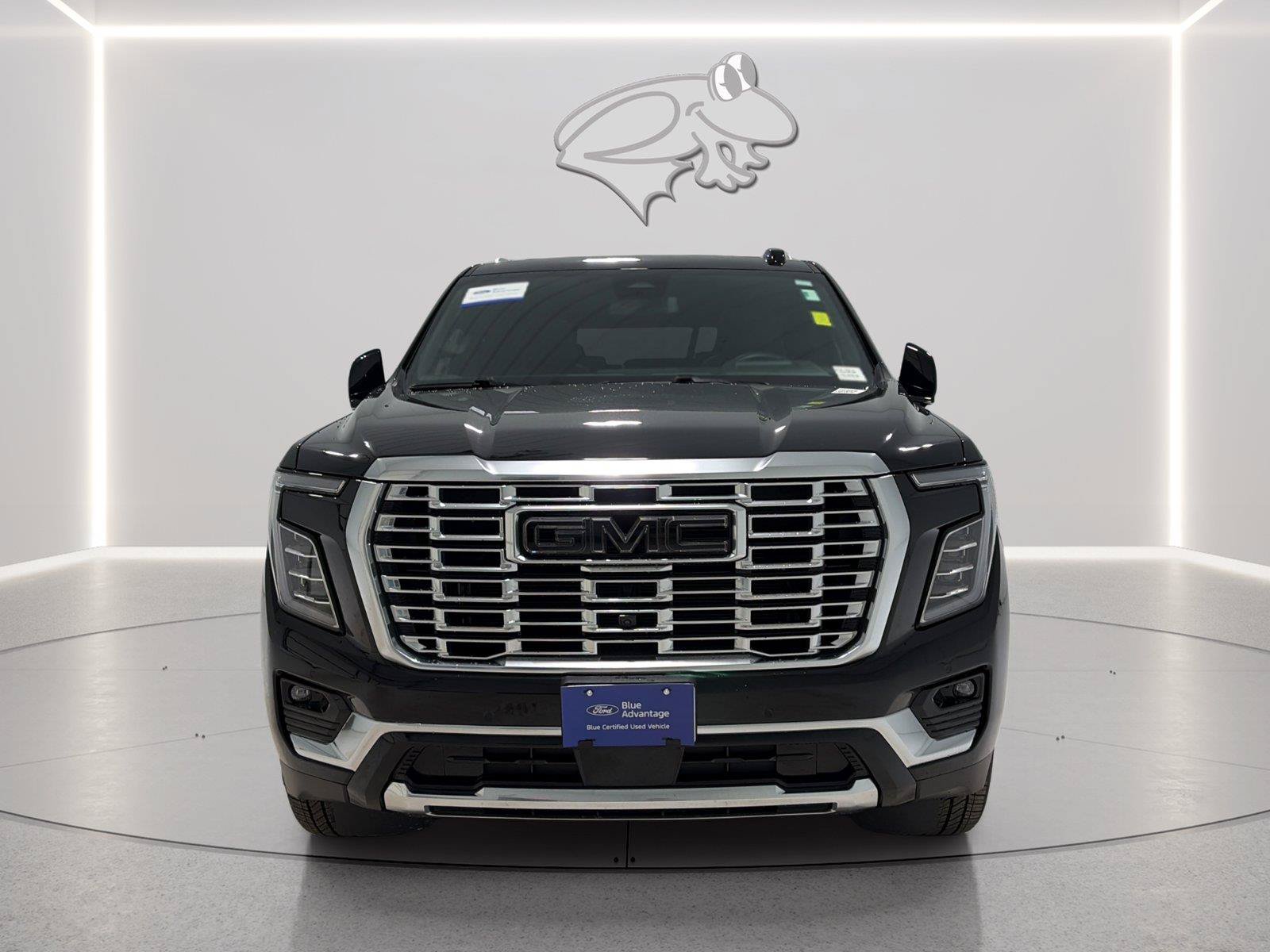 Used 2026 GMC Yukon Denali w/ Sun & Power Step Package AWD/4WD image 8
